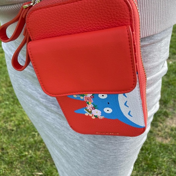 NEW Handpainted Totoro Crossbody Phone Bag, Coral - Picture 7 of 7